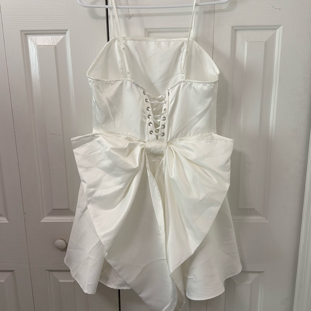 Bow Dress White